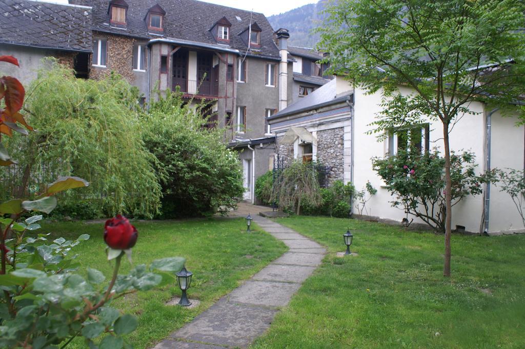 Hôtel Céleste Bagneres-de-Luchon Exterior foto