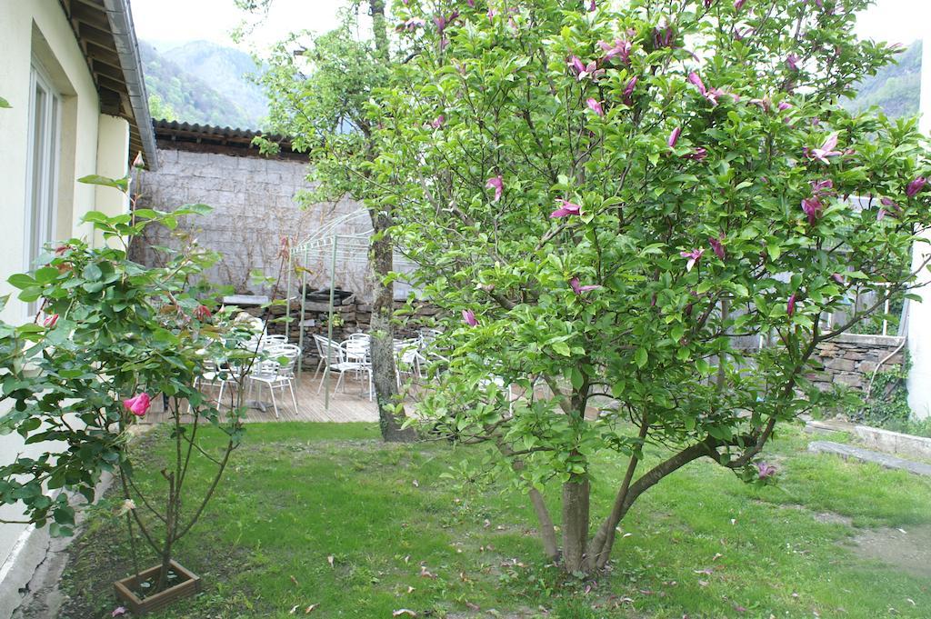Hôtel Céleste Bagneres-de-Luchon Exterior foto